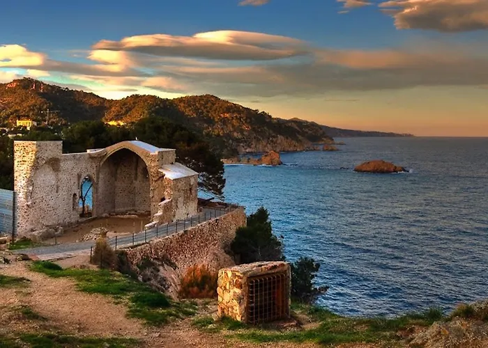 Lets Holidays Big Terrace House And 2 Parking * Tossa de Mar