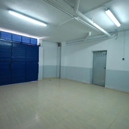 Lets Holidays Big Terrace House And 2 Parking *
