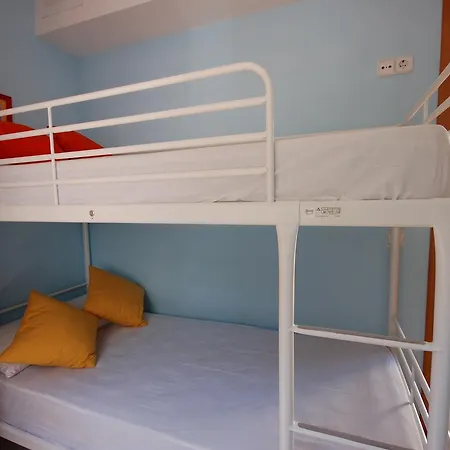 Lets Holidays Big Terrace House And 2 Parking Casa de Férias