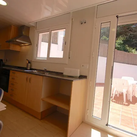 Lets Holidays Big Terrace House And 2 Parking توسا ذي مار